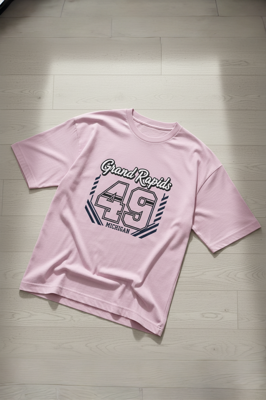 Grand Rapids 49 Oversized Graphic T-Shirt - Women's Pink